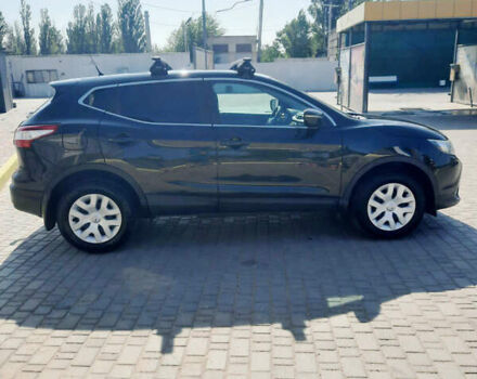 Черный Ниссан Кашкай, объемом двигателя 1.5 л и пробегом 155 тыс. км за 13800 $, фото 5 на Automoto.ua