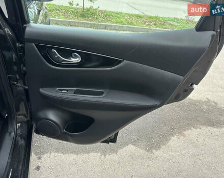 Черный Ниссан Кашкай, объемом двигателя 1.5 л и пробегом 175 тыс. км за 14700 $, фото 28 на Automoto.ua
