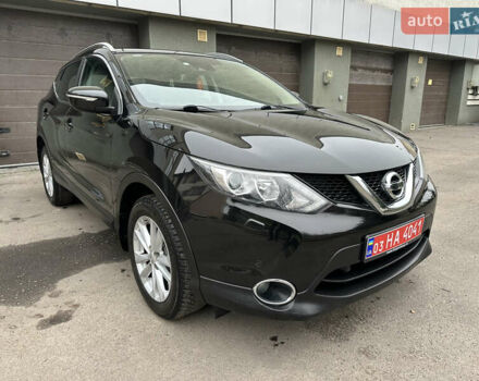 Черный Ниссан Кашкай, объемом двигателя 1.5 л и пробегом 175 тыс. км за 14700 $, фото 3 на Automoto.ua
