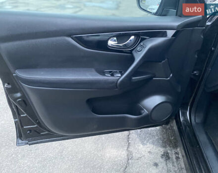 Черный Ниссан Кашкай, объемом двигателя 1.5 л и пробегом 186 тыс. км за 14500 $, фото 9 на Automoto.ua