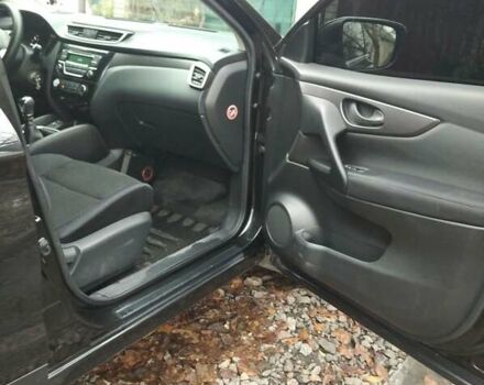 Черный Ниссан Кашкай, объемом двигателя 1.46 л и пробегом 276 тыс. км за 12700 $, фото 20 на Automoto.ua