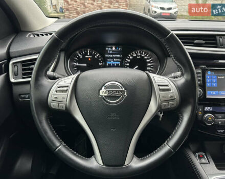 Черный Ниссан Кашкай, объемом двигателя 1.5 л и пробегом 175 тыс. км за 14700 $, фото 14 на Automoto.ua