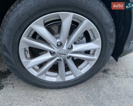 Черный Ниссан Кашкай, объемом двигателя 1.5 л и пробегом 186 тыс. км за 14500 $, фото 7 на Automoto.ua