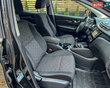 Чорний Ніссан Кашкай, об'ємом двигуна 1.6 л та пробігом 263 тис. км за 13900 $, фото 94 на Automoto.ua