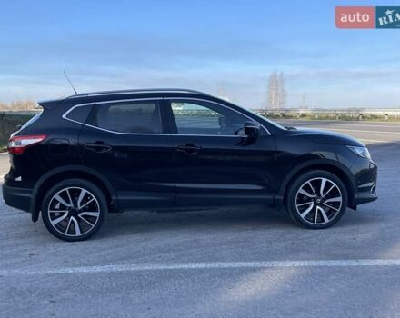 Черный Ниссан Кашкай, объемом двигателя 1.5 л и пробегом 240 тыс. км за 15600 $, фото 6 на Automoto.ua