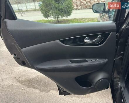 Черный Ниссан Кашкай, объемом двигателя 1.5 л и пробегом 175 тыс. км за 14700 $, фото 30 на Automoto.ua