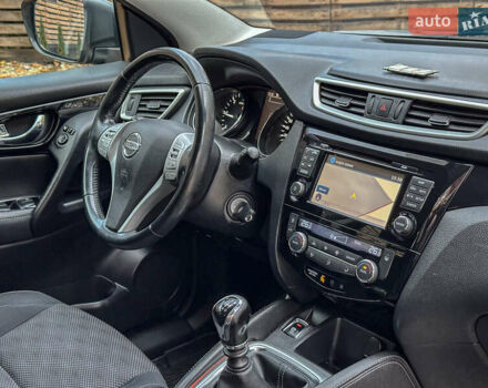 Чорний Ніссан Кашкай, об'ємом двигуна 1.6 л та пробігом 263 тис. км за 13900 $, фото 96 на Automoto.ua
