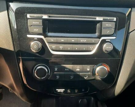 Черный Ниссан Кашкай, объемом двигателя 1.5 л и пробегом 155 тыс. км за 13800 $, фото 20 на Automoto.ua