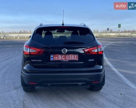 Черный Ниссан Кашкай, объемом двигателя 1.5 л и пробегом 240 тыс. км за 15600 $, фото 4 на Automoto.ua