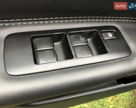 Черный Ниссан Кашкай, объемом двигателя 1.6 л и пробегом 114 тыс. км за 12890 $, фото 72 на Automoto.ua