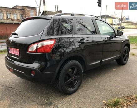 Черный Ниссан Кашкай, объемом двигателя 1.6 л и пробегом 114 тыс. км за 12890 $, фото 6 на Automoto.ua