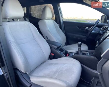 Черный Ниссан Кашкай, объемом двигателя 1.5 л и пробегом 240 тыс. км за 15600 $, фото 25 на Automoto.ua