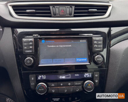 Черный Ниссан Кашкай, объемом двигателя 1.6 л и пробегом 130 тыс. км за 16000 $, фото 13 на Automoto.ua