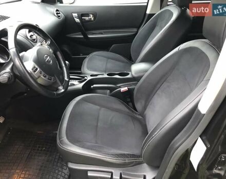 Черный Ниссан Кашкай, объемом двигателя 1.6 л и пробегом 114 тыс. км за 12890 $, фото 116 на Automoto.ua