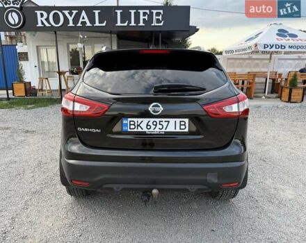 Чорний Ніссан Кашкай, об'ємом двигуна 1.6 л та пробігом 206 тис. км за 16200 $, фото 6 на Automoto.ua