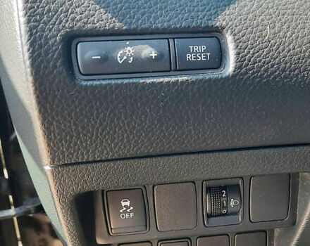 Черный Ниссан Кашкай, объемом двигателя 1.5 л и пробегом 155 тыс. км за 13800 $, фото 26 на Automoto.ua