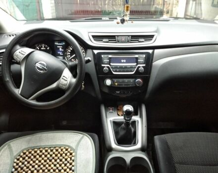 Черный Ниссан Кашкай, объемом двигателя 1.5 л и пробегом 266 тыс. км за 12700 $, фото 7 на Automoto.ua