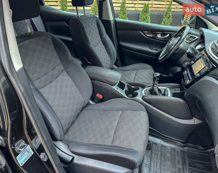 Чорний Ніссан Кашкай, об'ємом двигуна 1.6 л та пробігом 263 тис. км за 13900 $, фото 93 на Automoto.ua