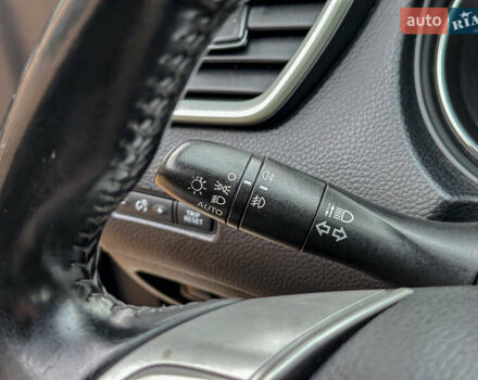 Чорний Ніссан Кашкай, об'ємом двигуна 1.6 л та пробігом 263 тис. км за 13900 $, фото 67 на Automoto.ua