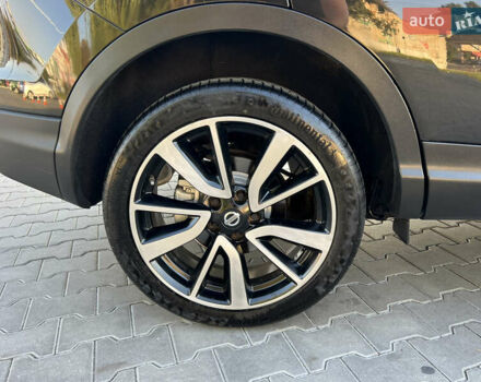 Черный Ниссан Кашкай, объемом двигателя 1.6 л и пробегом 217 тыс. км за 14950 $, фото 25 на Automoto.ua