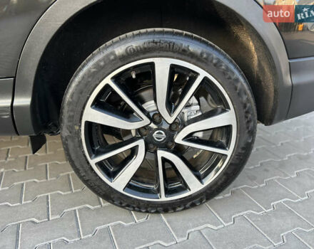 Черный Ниссан Кашкай, объемом двигателя 1.6 л и пробегом 217 тыс. км за 14950 $, фото 24 на Automoto.ua