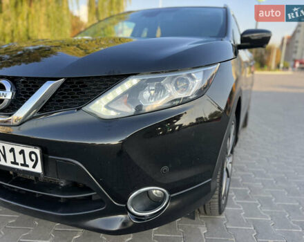 Черный Ниссан Кашкай, объемом двигателя 1.6 л и пробегом 217 тыс. км за 14950 $, фото 30 на Automoto.ua