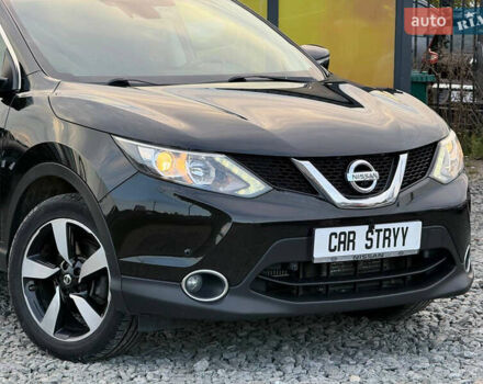 Черный Ниссан Кашкай, объемом двигателя 1.6 л и пробегом 289 тыс. км за 14300 $, фото 16 на Automoto.ua