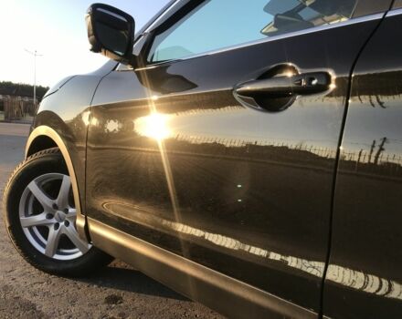 Черный Ниссан Кашкай, объемом двигателя 1.6 л и пробегом 225 тыс. км за 16300 $, фото 4 на Automoto.ua