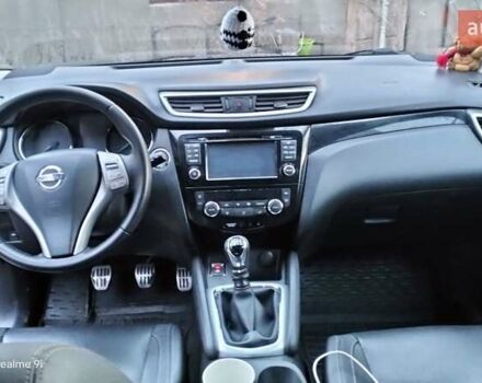 Чорний Ніссан Кашкай, об'ємом двигуна 1.6 л та пробігом 215 тис. км за 15200 $, фото 6 на Automoto.ua