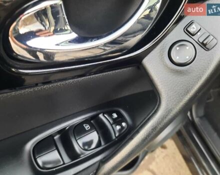 Чорний Ніссан Кашкай, об'ємом двигуна 1.5 л та пробігом 247 тис. км за 15400 $, фото 45 на Automoto.ua