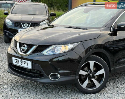 Черный Ниссан Кашкай, объемом двигателя 1.6 л и пробегом 287 тыс. км за 14700 $, фото 12 на Automoto.ua