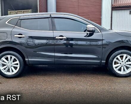 Черный Ниссан Кашкай, объемом двигателя 1.5 л и пробегом 202 тыс. км за 14950 $, фото 4 на Automoto.ua