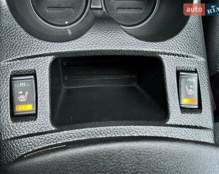 Черный Ниссан Кашкай, объемом двигателя 1.6 л и пробегом 204 тыс. км за 14800 $, фото 44 на Automoto.ua