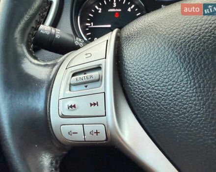 Черный Ниссан Кашкай, объемом двигателя 1.6 л и пробегом 287 тыс. км за 14700 $, фото 60 на Automoto.ua