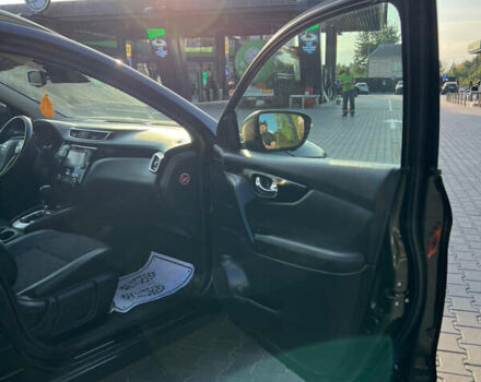 Черный Ниссан Кашкай, объемом двигателя 1.6 л и пробегом 217 тыс. км за 14950 $, фото 55 на Automoto.ua