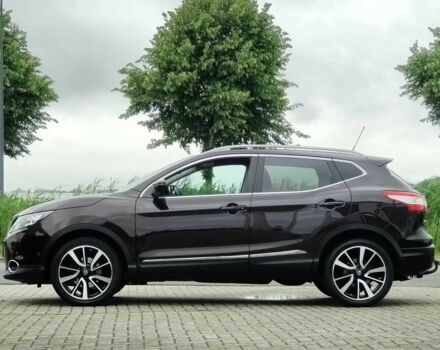 Черный Ниссан Кашкай, объемом двигателя 1.2 л и пробегом 77 тыс. км за 5000 $, фото 3 на Automoto.ua