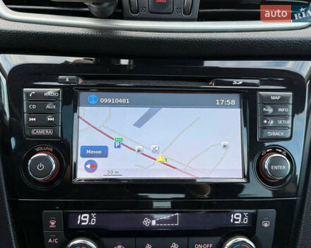 Черный Ниссан Кашкай, объемом двигателя 1.6 л и пробегом 287 тыс. км за 14700 $, фото 61 на Automoto.ua