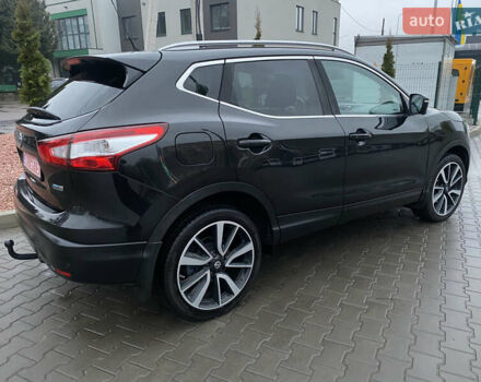 Черный Ниссан Кашкай, объемом двигателя 1.5 л и пробегом 246 тыс. км за 14599 $, фото 3 на Automoto.ua