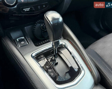 Черный Ниссан Кашкай, объемом двигателя 1.6 л и пробегом 289 тыс. км за 14300 $, фото 62 на Automoto.ua