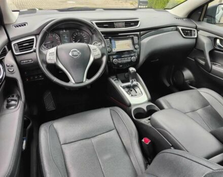 Черный Ниссан Кашкай, объемом двигателя 1.2 л и пробегом 77 тыс. км за 5000 $, фото 10 на Automoto.ua