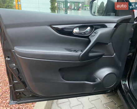 Черный Ниссан Кашкай, объемом двигателя 1.5 л и пробегом 246 тыс. км за 14599 $, фото 24 на Automoto.ua