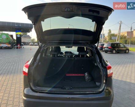 Черный Ниссан Кашкай, объемом двигателя 1.6 л и пробегом 217 тыс. км за 14950 $, фото 63 на Automoto.ua