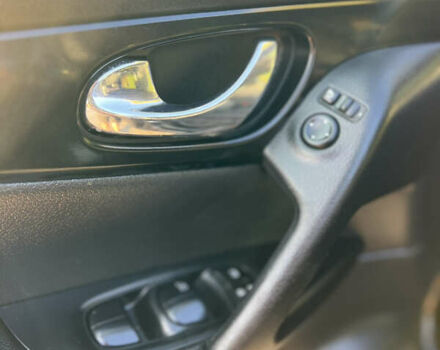 Черный Ниссан Кашкай, объемом двигателя 1.6 л и пробегом 217 тыс. км за 14950 $, фото 50 на Automoto.ua