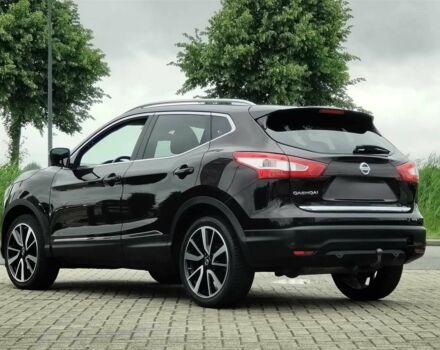 Черный Ниссан Кашкай, объемом двигателя 1.2 л и пробегом 77 тыс. км за 5000 $, фото 4 на Automoto.ua