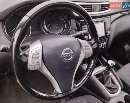 Черный Ниссан Кашкай, объемом двигателя 1.5 л и пробегом 205 тыс. км за 13800 $, фото 16 на Automoto.ua
