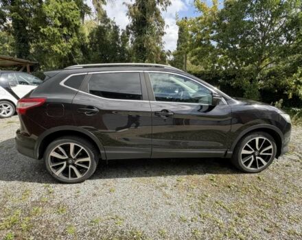 Черный Ниссан Кашкай, объемом двигателя 1.2 л и пробегом 78 тыс. км за 6200 $, фото 5 на Automoto.ua