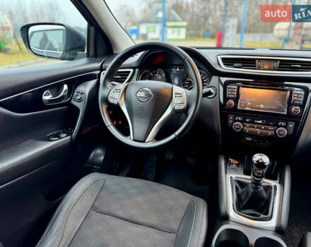 Черный Ниссан Кашкай, объемом двигателя 1.6 л и пробегом 204 тыс. км за 14800 $, фото 46 на Automoto.ua