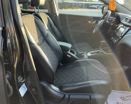 Черный Ниссан Кашкай, объемом двигателя 1.6 л и пробегом 217 тыс. км за 14950 $, фото 57 на Automoto.ua