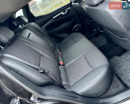 Черный Ниссан Кашкай, объемом двигателя 1.6 л и пробегом 204 тыс. км за 14800 $, фото 57 на Automoto.ua