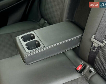 Черный Ниссан Кашкай, объемом двигателя 1.6 л и пробегом 204 тыс. км за 14800 $, фото 52 на Automoto.ua